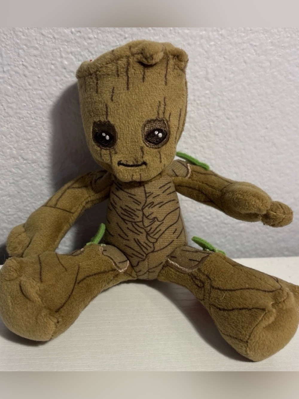 DisneyParks Marvel Guardians of the Galaxy Groot Magnetic Shoulder Pal  NWOT